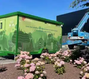 Roulotte de chantier avec toilettes sèches