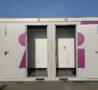 Exterior del módulo DUO de WC Loc, módulo mixto de higiene independiente para eventos.