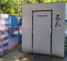 Exterior del Módulo PMR Family de WC Loc, sanitario portátil accesible para familias y personas con movilidad reducida.