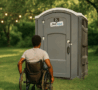Cabine WC autonome PMR dans un évènement