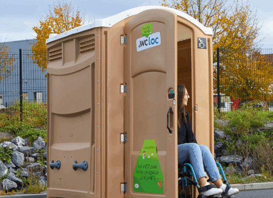 Cabina PMR de compostaje de WC Loc, portátil y accesible para personas con movilidad reducida, ecológica y autónoma.
